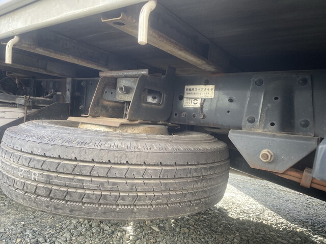 いすゞエルフ平ボディ小型（2t・3t）[写真09]