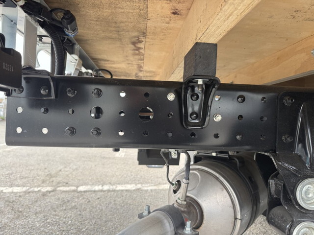 三菱ふそうキャンターダブルキャブ（Wキャブ）小型（2t・3t）[写真17]