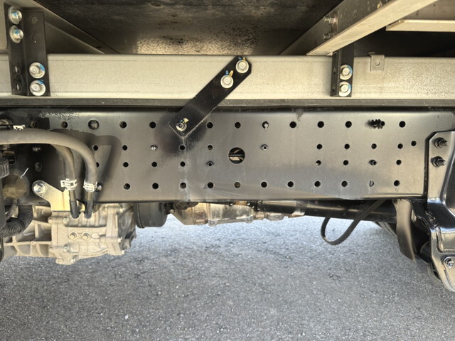 日野デュトロ冷凍車（冷蔵車）小型（2t・3t）[写真30]