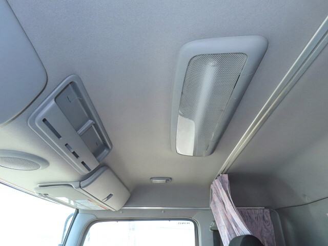 日野プロフィアアルミブロック大型（10t）[写真21]