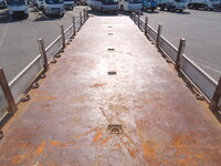 日野プロフィアアルミブロック大型（10t）[写真35]