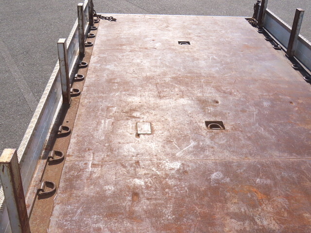 日野プロフィアアルミブロック大型（10t）[写真37]