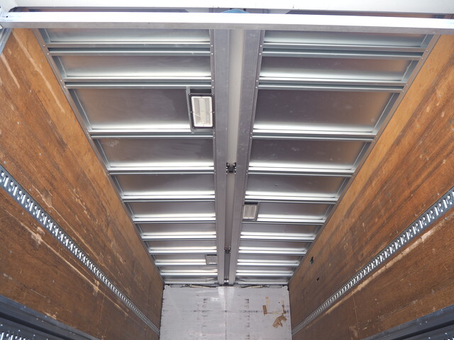 日野レンジャーアルミウイング中型（4t）[写真11]