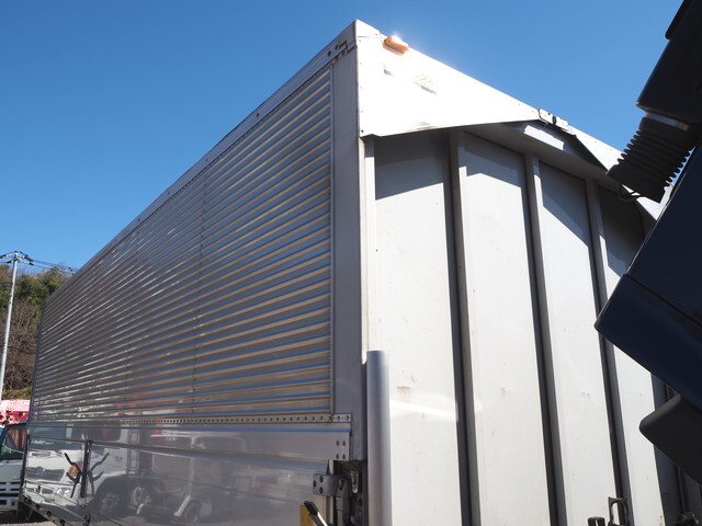 日野レンジャーアルミウイング中型（4t）[写真18]