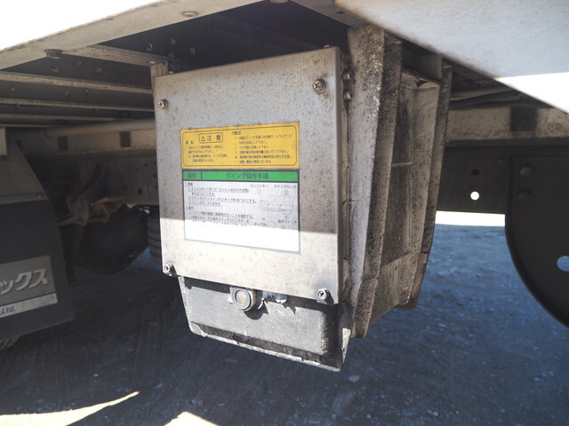 日野レンジャーアルミウイング中型（4t）[写真25]