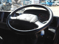 日野レンジャーアルミウイング中型（4t）[写真37]