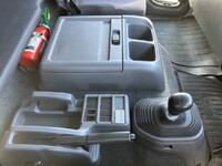 いすゞフォワードアルミウイング中型（4t）[写真38]