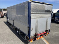 いすゞフォワードアルミウイング中型（4t）[写真05]