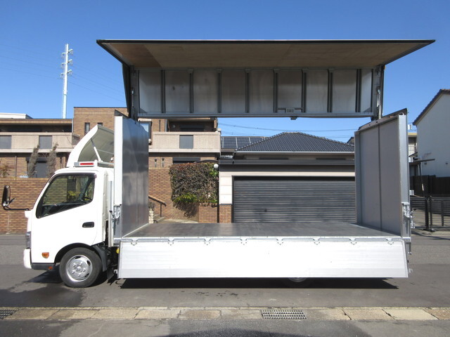 日野デュトロアルミウイング小型（2t・3t）[写真12]