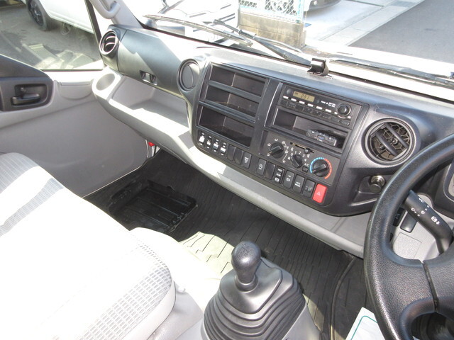 日野デュトロアルミウイング小型（2t・3t）[写真26]