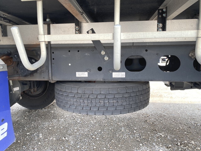 三菱ふそうファイター冷凍車（冷蔵車）中型（4t）[写真18]