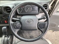 トヨタダイナ冷凍車（冷蔵車）小型（2t・3t）[写真38]