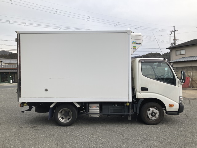 トヨタダイナ冷凍車（冷蔵車）小型（2t・3t）[写真06]