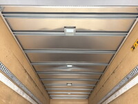 いすゞフォワードアルミバン中型（4t）[写真15]