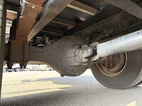 いすゞフォワードアルミバン中型（4t）[写真24]