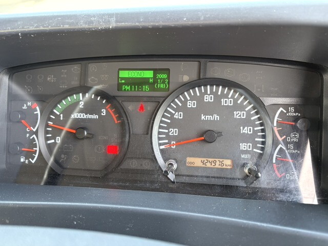 いすゞフォワードアルミバン中型（4t）[写真34]