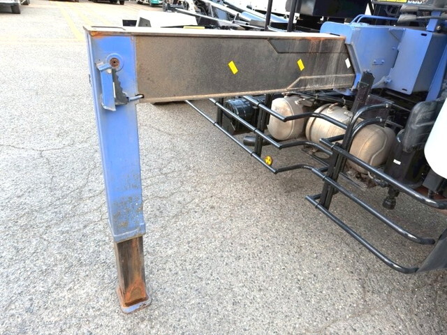 三菱ふそうファイターコンテナ専用車増トン（6t・8t）[写真13]