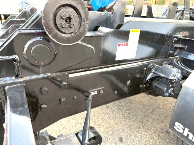 三菱ふそうファイターコンテナ専用車増トン（6t・8t）[写真19]