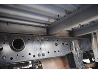 日産バネット平ボディ小型（2t・3t）[写真19]