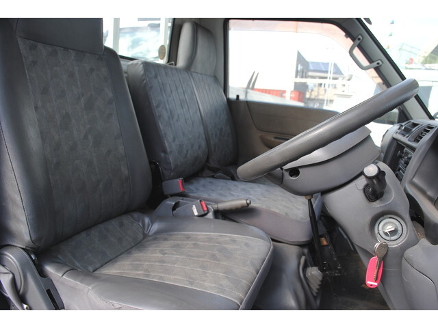 日産バネット平ボディ小型（2t・3t）[写真25]