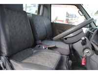 日産バネット平ボディ小型（2t・3t）[写真26]