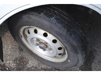 日産バネット平ボディ小型（2t・3t）[写真34]