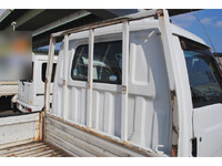 日産バネット平ボディ小型（2t・3t）[写真10]