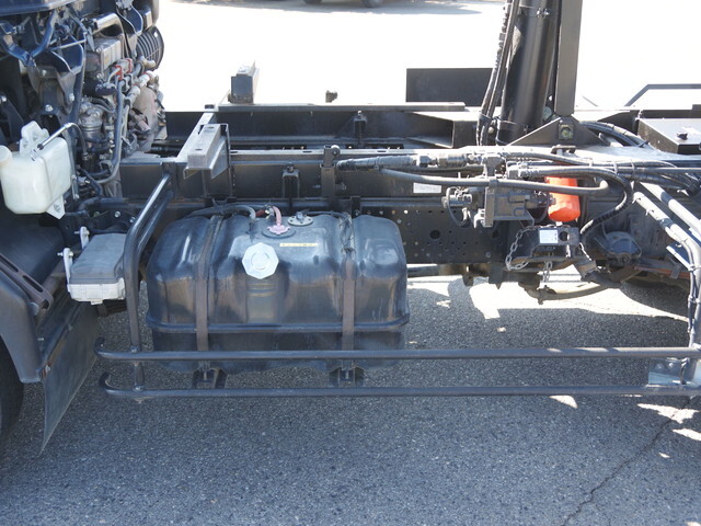 いすゞフォワードローダーダンプ中型（4t）[写真19]