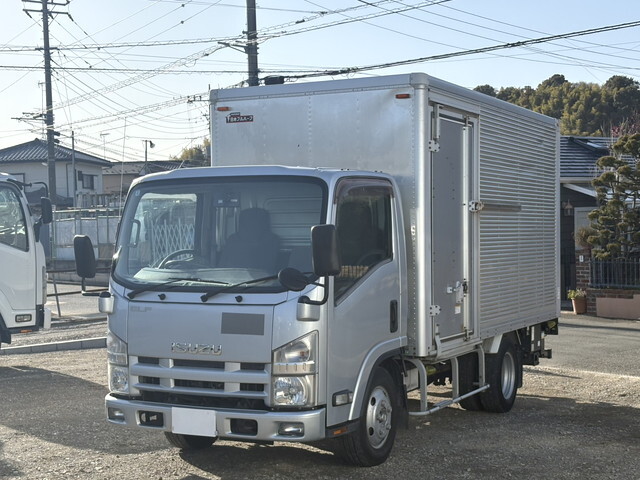 いすゞエルフアルミバン小型（2t・3t）[写真03]