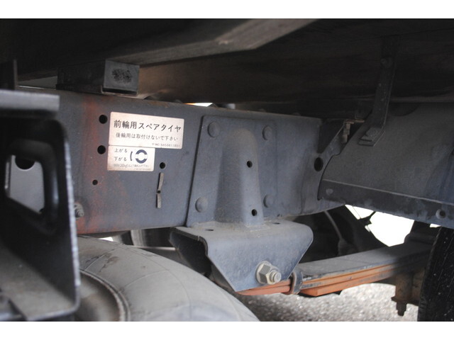 いすゞエルフ平ボディ小型（2t・3t）[写真15]