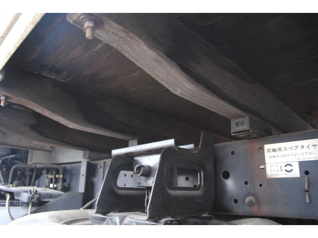 いすゞエルフ平ボディ小型（2t・3t）[写真16]