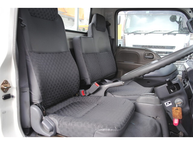 いすゞエルフ平ボディ小型（2t・3t）[写真25]