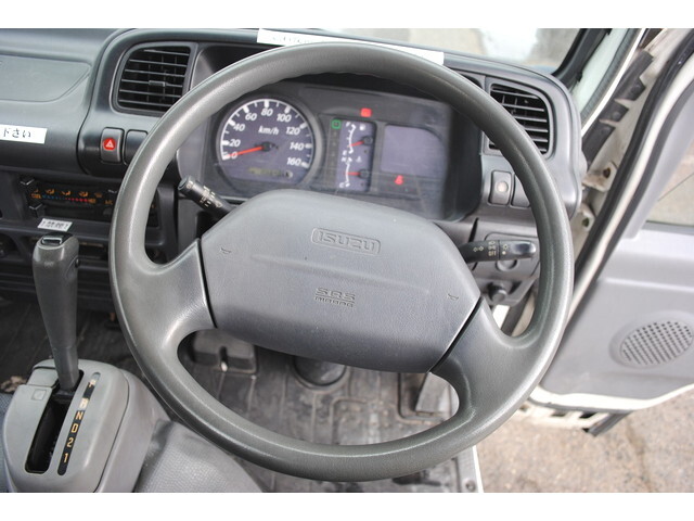 いすゞエルフ平ボディ小型（2t・3t）[写真32]