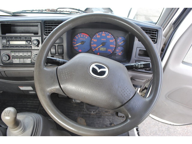 マツダタイタンダッシュ平ボディ小型（2t・3t）[写真32]