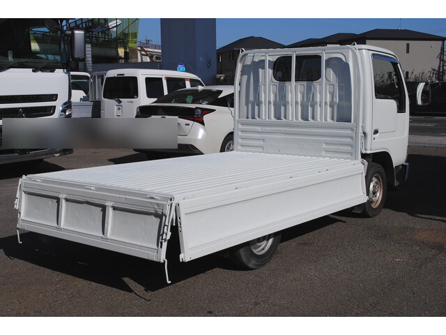いすゞエルフ平ボディ小型（2t・3t）[写真12]