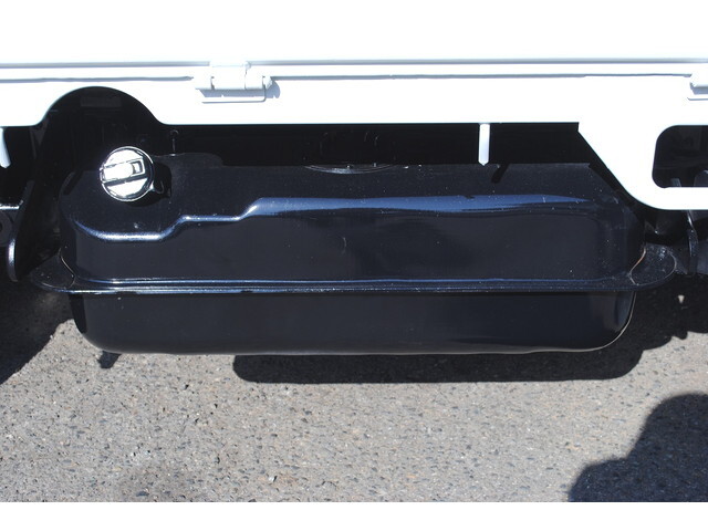 いすゞエルフ平ボディ小型（2t・3t）[写真19]