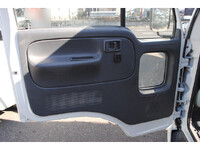 いすゞエルフ平ボディ小型（2t・3t）[写真25]