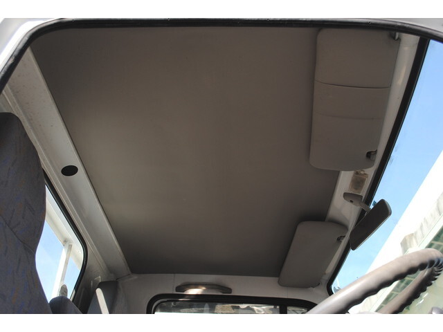 いすゞエルフ平ボディ小型（2t・3t）[写真29]