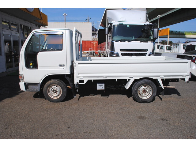 いすゞエルフ平ボディ小型（2t・3t）[写真05]