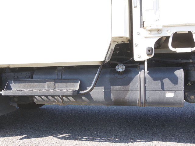 日野デュトロダブルキャブ（Wキャブ）小型（2t・3t）[写真15]