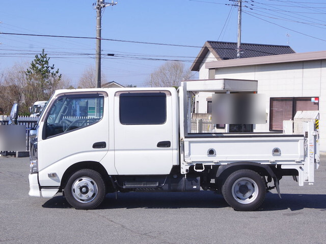 日野デュトロダブルキャブ（Wキャブ）小型（2t・3t）[写真06]