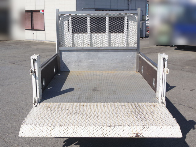 日野デュトロダブルキャブ（Wキャブ）小型（2t・3t）[写真08]