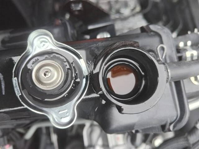 三菱ふそうキャンターパッカー車（塵芥車）小型（2t・3t）[写真23]