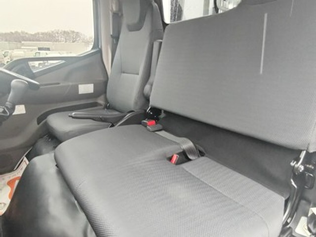 三菱ふそうキャンターパッカー車（塵芥車）小型（2t・3t）[写真25]