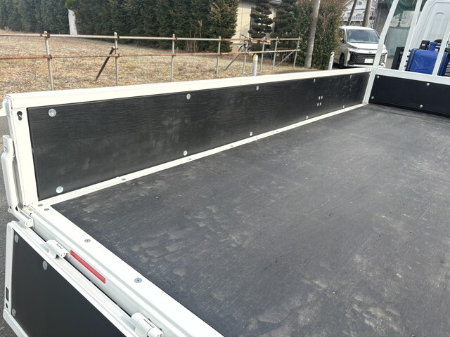 三菱ふそうキャンタークレーン4段小型（2t・3t）[写真10]