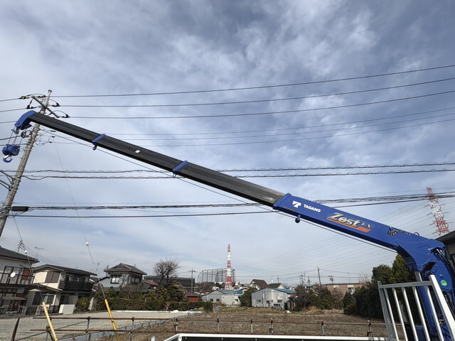 三菱ふそうキャンタークレーン4段小型（2t・3t）[写真15]