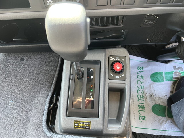 トヨタコースターマイクロバス[写真08]