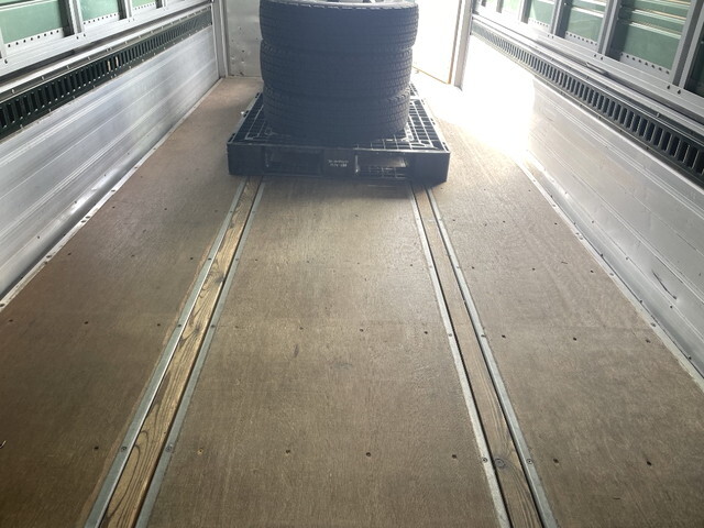 トヨタダイナアルミウイング小型（2t・3t）[写真11]