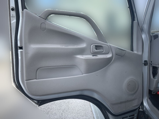 トヨタダイナアルミウイング小型（2t・3t）[写真29]