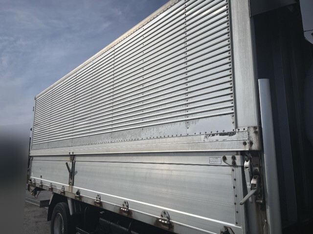 トヨタダイナアルミウイング小型（2t・3t）[写真05]